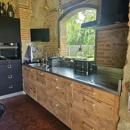 Petit Paradis Дом отдыха Лавор