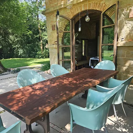 Holiday home Petit Paradis